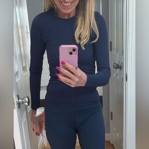 PINK Victoria's Secret Navy adorable fitted top